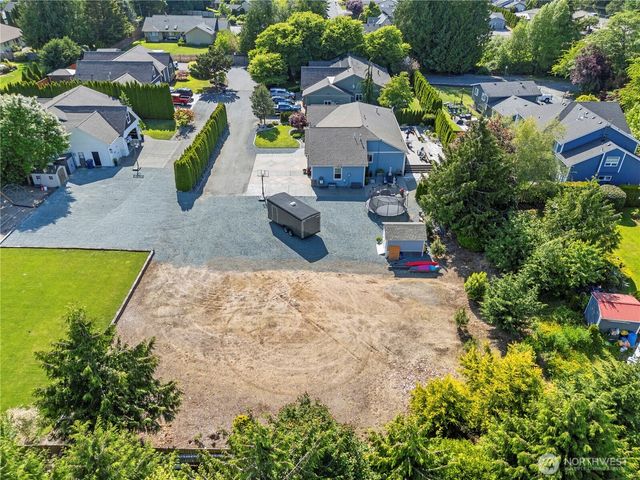 208 Lilly Lane, Mount Vernon, WA 98274