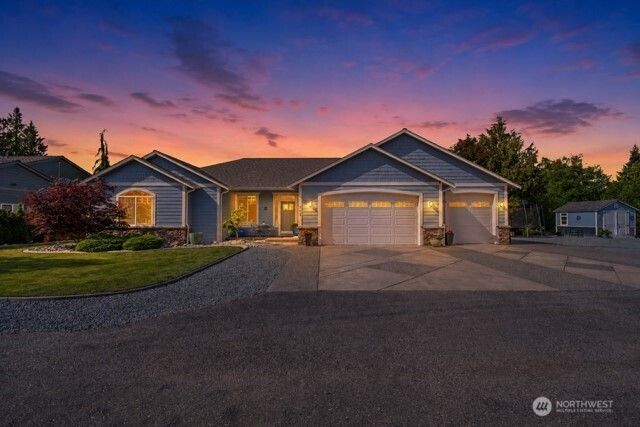 208 Lilly Lane, Mount Vernon, WA 98274
