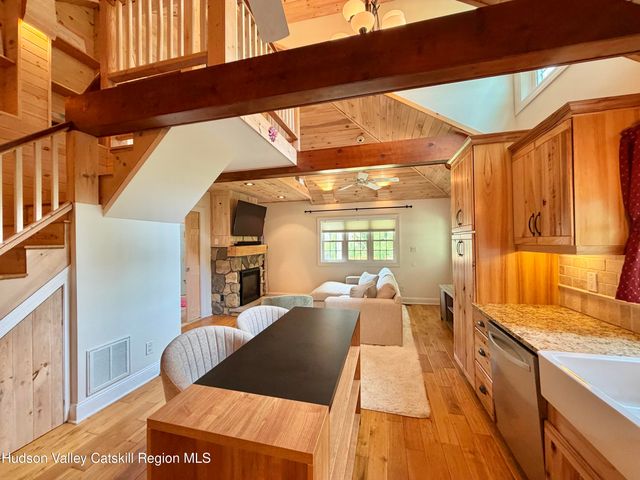 85 Plank Road, Napanoch, NY 12458