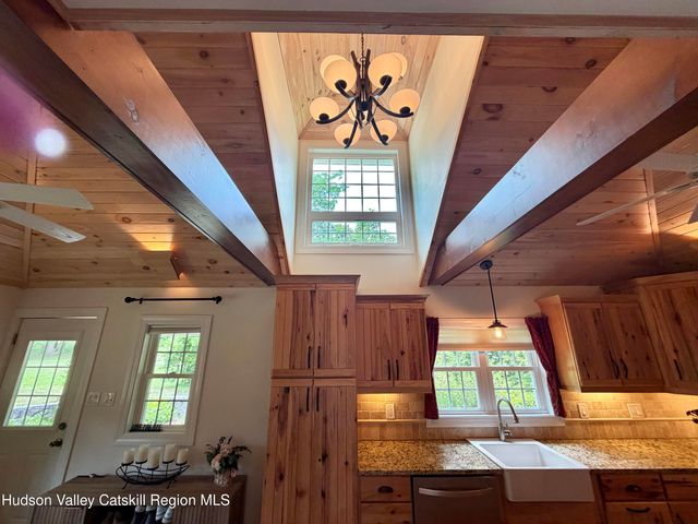 85 Plank Road, Napanoch, NY 12458