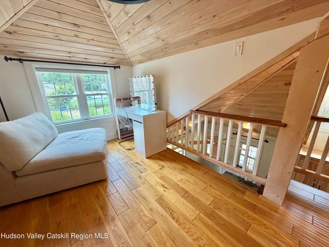85 Plank Road, Napanoch, NY 12458