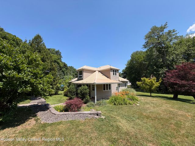 85 Plank Road, Napanoch, NY 12458