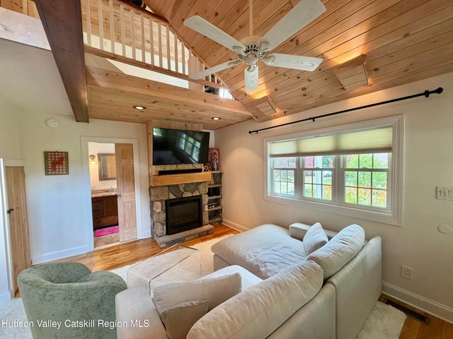 85 Plank Road, Napanoch, NY 12458