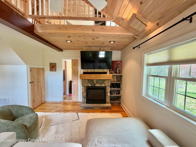 85 Plank Road, Napanoch, NY 12458