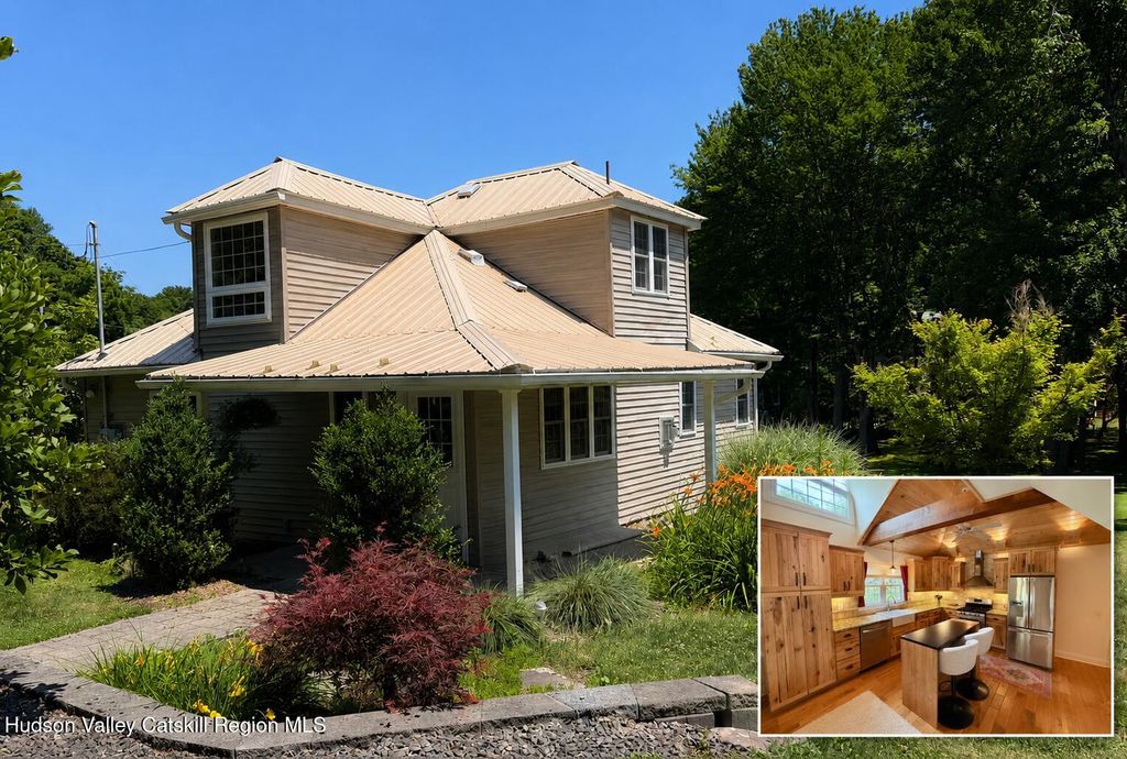 85 Plank Road, Napanoch, NY 12458