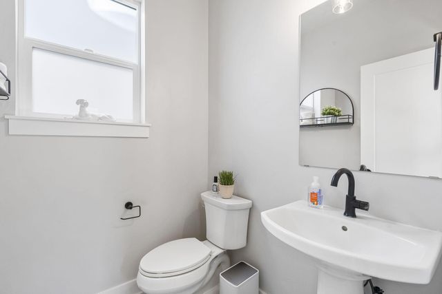 3722 NE Petrosa Avenue, Bend, OR 97701