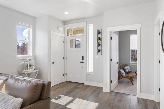 3722 NE Petrosa Avenue, Bend, OR 97701