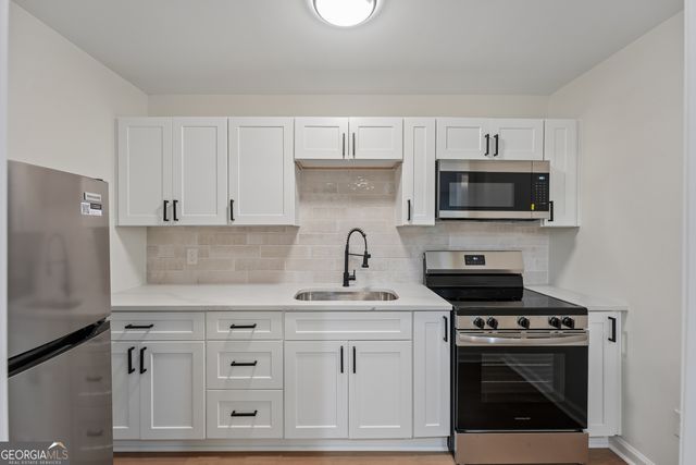 9232 Overlook Drive, Jonesboro, GA 30238