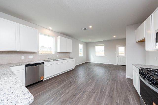 2405 Bray Head Drive, Conroe, TX 77301