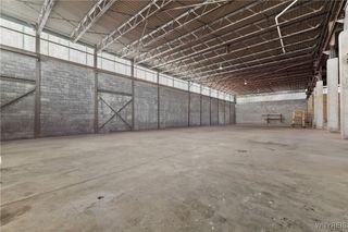 2425 Hyde Park Boulevard, Niagara Falls, NY 14305