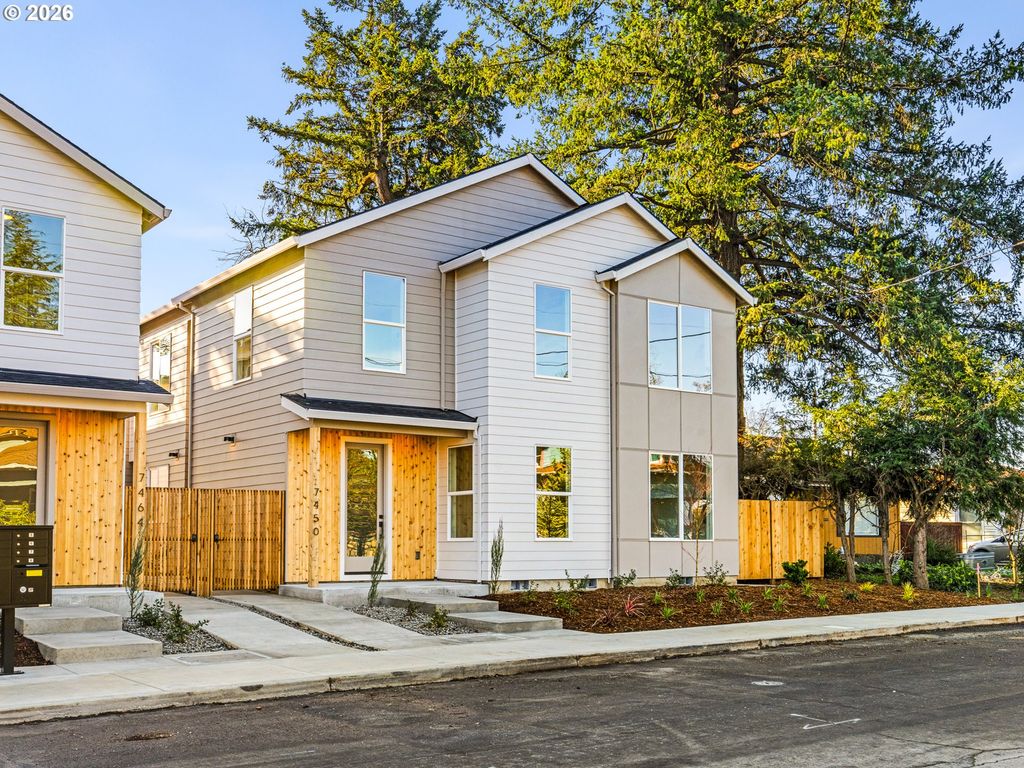 7452 Se Tolman St, Portland, OR 97213