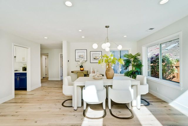 22136 Dean Court, Cupertino, CA 95014