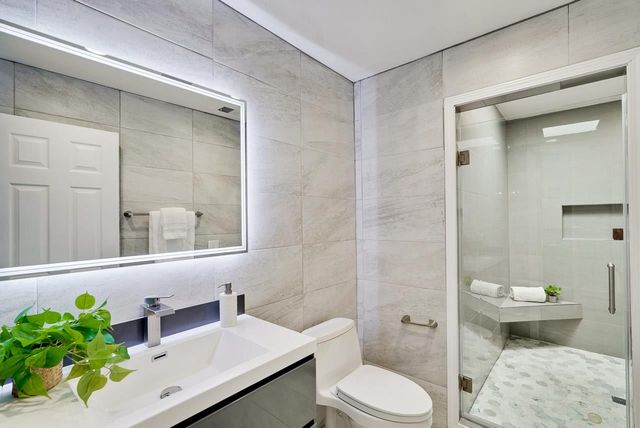 22136 Dean Court, Cupertino, CA 95014