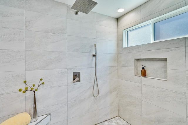 22136 Dean Court, Cupertino, CA 95014