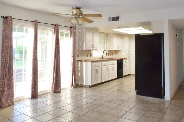 1583 Celeste, Clovis, CA 93611