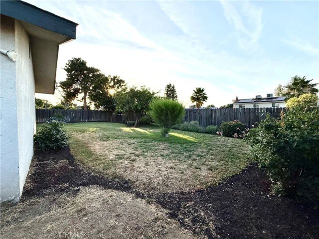 1583 Celeste, Clovis, CA 93611