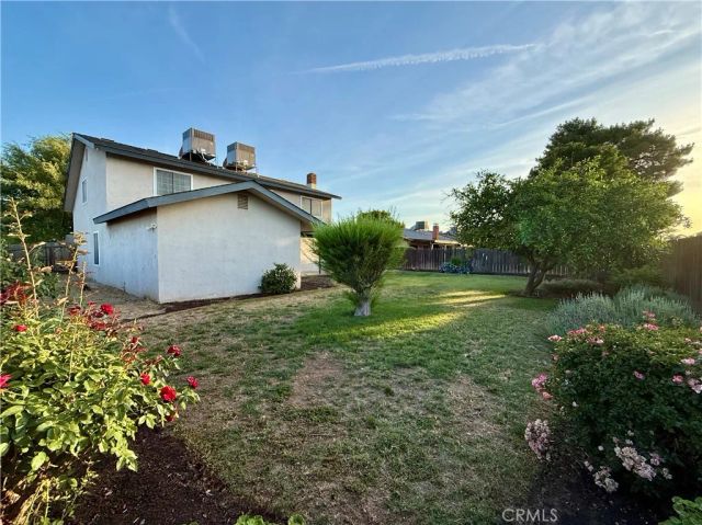 1583 Celeste, Clovis, CA 93611
