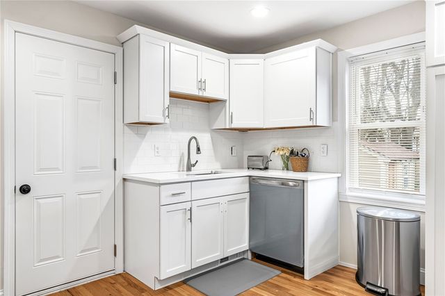 37 Warren Avenue, Warren, RI 02885