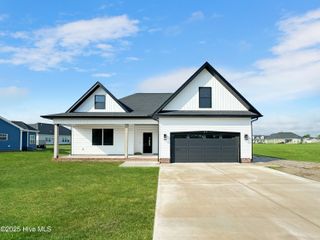 St. Simons Spinnaker Drive, Elizabeth City, NC 27909