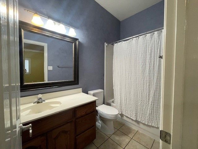 408 Hideaway Court, Euless, TX 76039