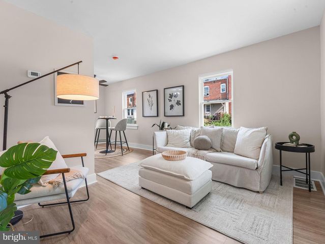 5337 PATRICK HENRY DR, Baltimore, MD 21225