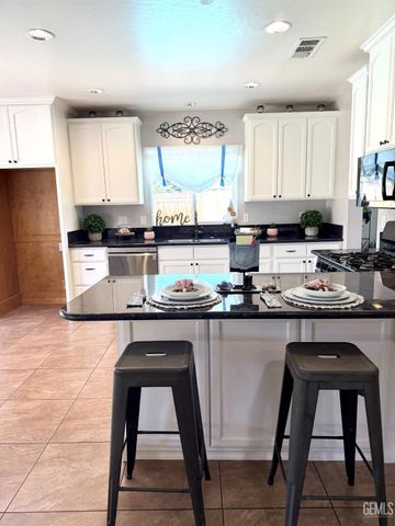4313 Rhine River Drive, Bakersfield, CA 93308
