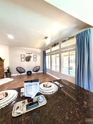 4313 Rhine River Drive, Bakersfield, CA 93308