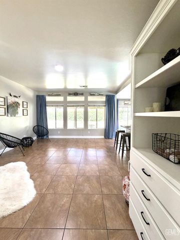 4313 Rhine River Drive, Bakersfield, CA 93308