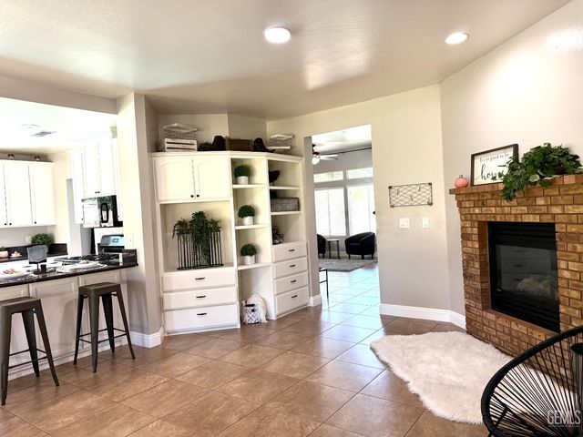 4313 Rhine River Drive, Bakersfield, CA 93308