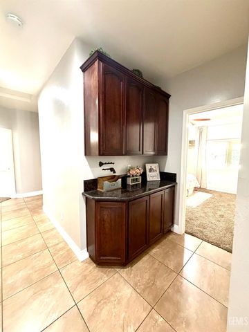 4313 Rhine River Drive, Bakersfield, CA 93308