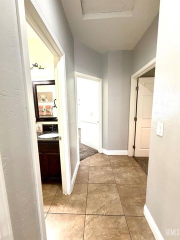 4313 Rhine River Drive, Bakersfield, CA 93308