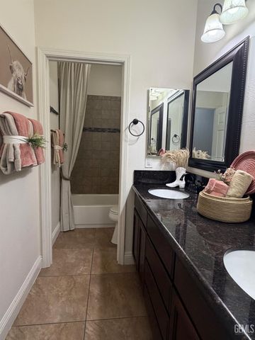 4313 Rhine River Drive, Bakersfield, CA 93308