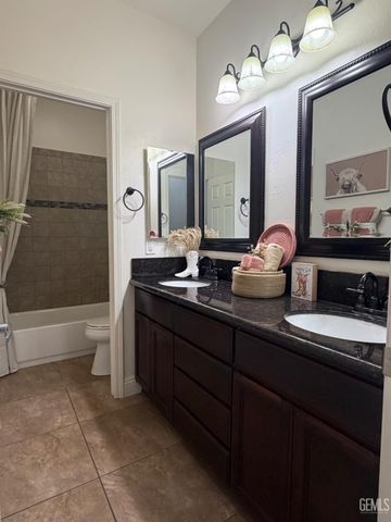 4313 Rhine River Drive, Bakersfield, CA 93308