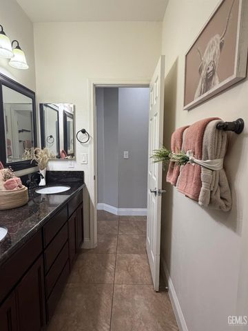 4313 Rhine River Drive, Bakersfield, CA 93308