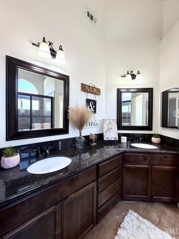 4313 Rhine River Drive, Bakersfield, CA 93308