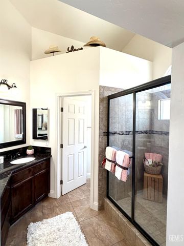 4313 Rhine River Drive, Bakersfield, CA 93308