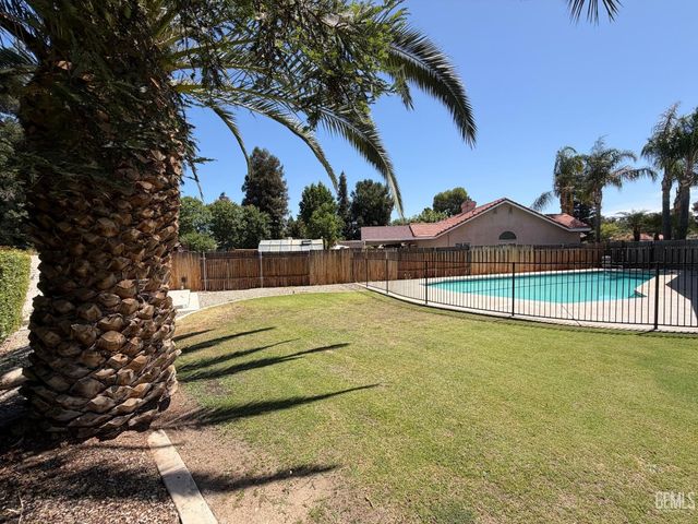 4313 Rhine River Drive, Bakersfield, CA 93308