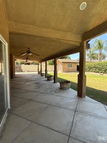 4313 Rhine River Drive, Bakersfield, CA 93308