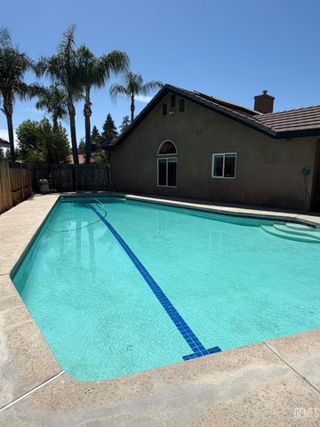 4313 Rhine River Drive, Bakersfield, CA 93308