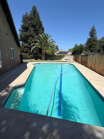 4313 Rhine River Drive, Bakersfield, CA 93308