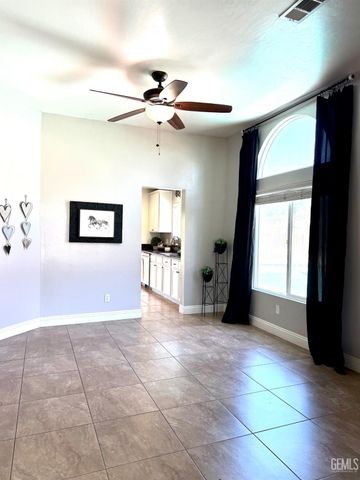 4313 Rhine River Drive, Bakersfield, CA 93308