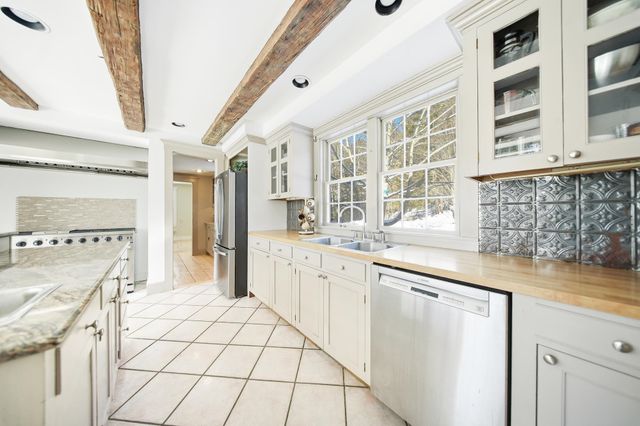 513 Deer Brook Way, Woodstock, VT 05091