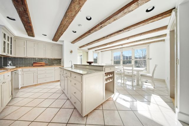 513 Deer Brook Way, Woodstock, VT 05091