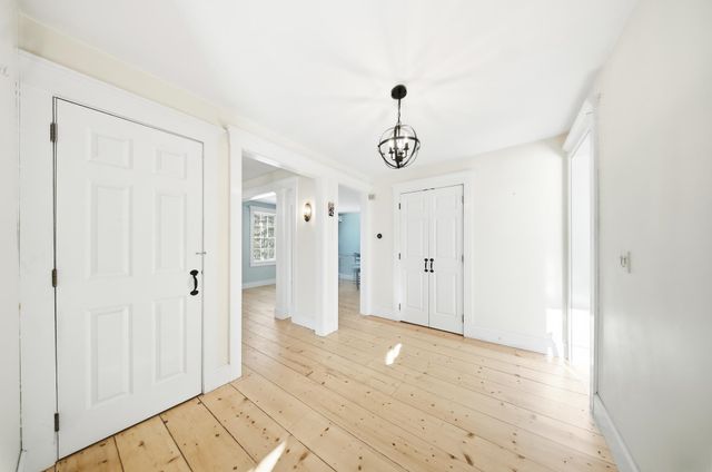 513 Deer Brook Way, Woodstock, VT 05091