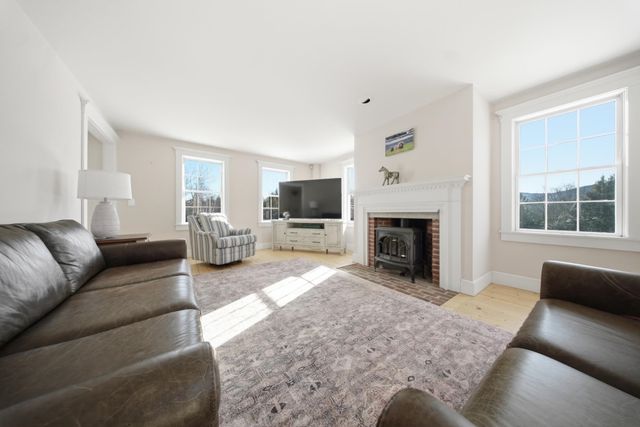 513 Deer Brook Way, Woodstock, VT 05091