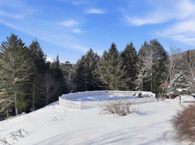 513 Deer Brook Way, Woodstock, VT 05091