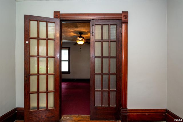 2123 W KELLOGG Avenue, West Peoria, IL 61604