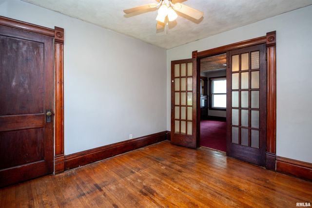 2123 W KELLOGG Avenue, West Peoria, IL 61604
