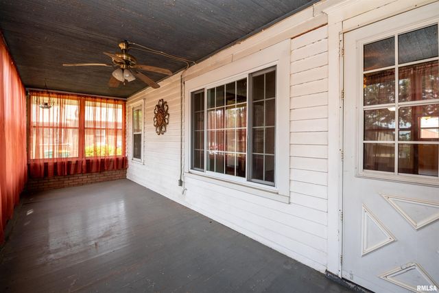 2123 W KELLOGG Avenue, West Peoria, IL 61604