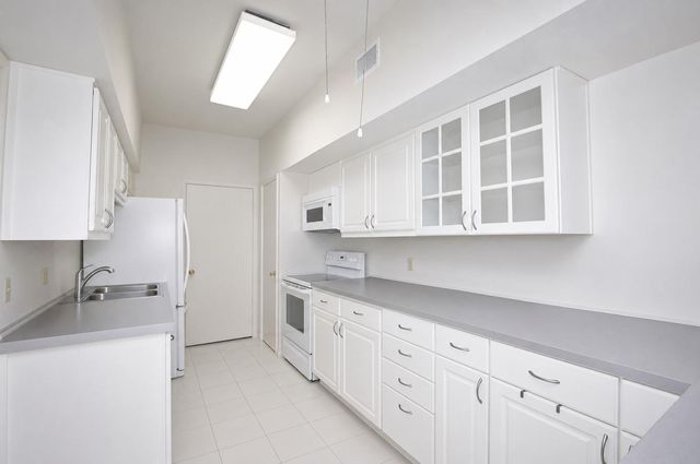 2425 Underwood Street 346, Houston, TX 77030